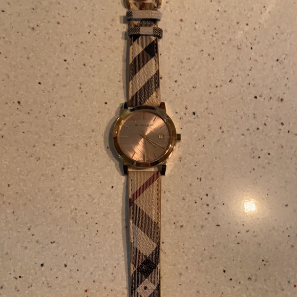 Only worn once. Great condition. - Picture 2 of 2